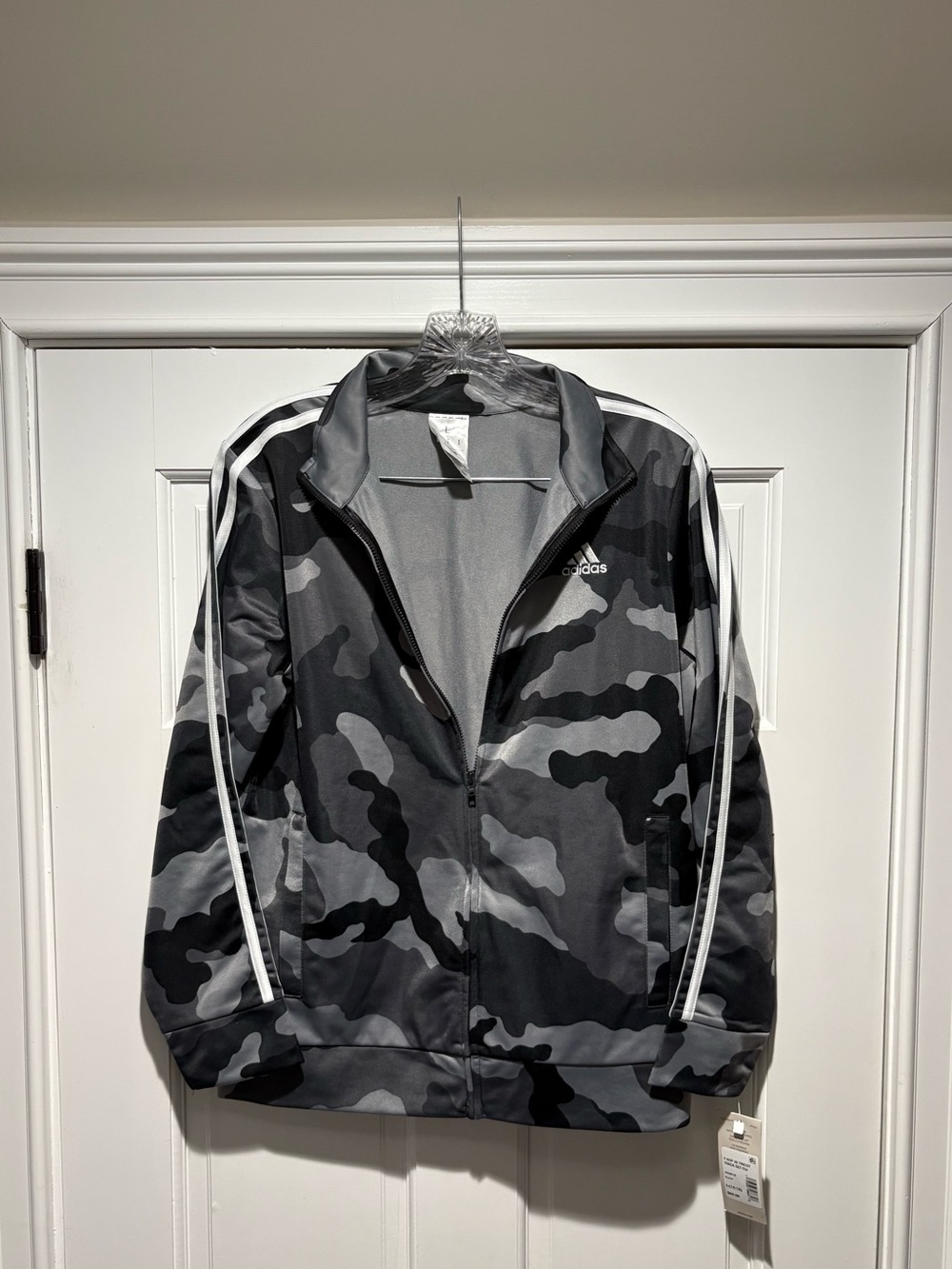 NWT ADIDAS Youth Large (14/16)‎ Black & Gray Camo Lightweight Track Jacket